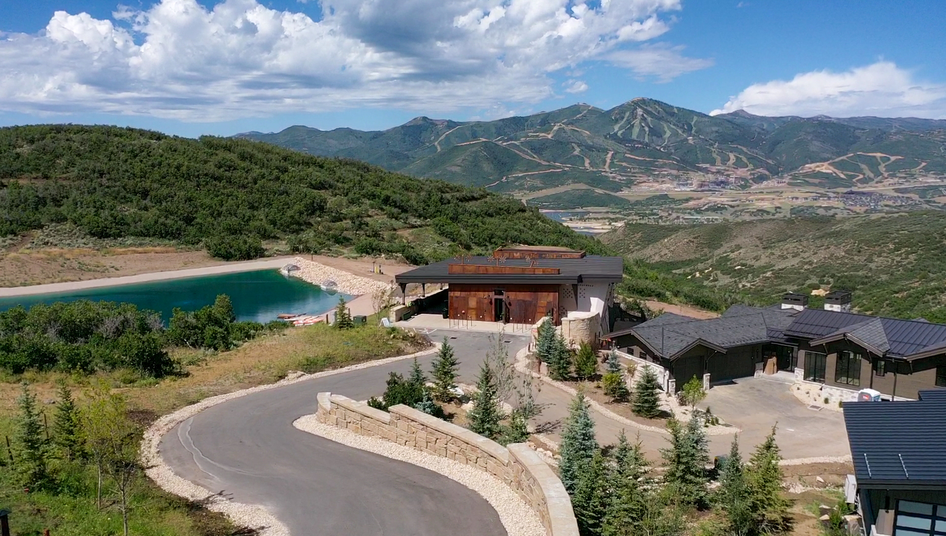 Tuhaye Adventure Camp Barn